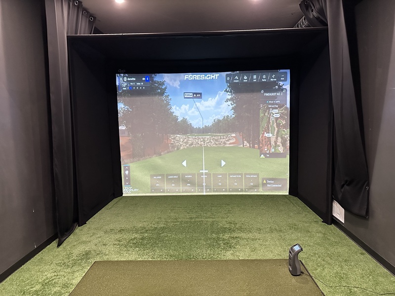 Golf Simulator screen